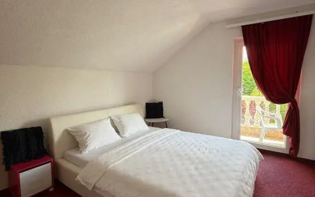 Rakovica Resort Luxury Apartments