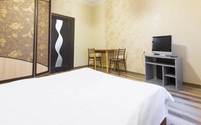 Apartment on Staroevreyska street 17