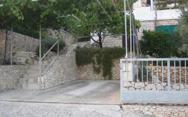 Apartment Miki - 25 m from the sea