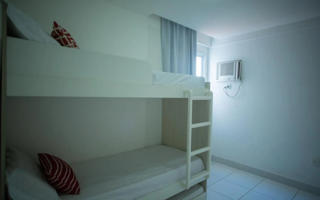 Apartamento de 3 Quartos - Em frente à Praia das Virtudes!