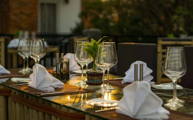 Les Bambous Luxury Hotel