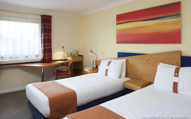 Holiday Inn Express Warwick - Stratford-upon-Avon by IHG