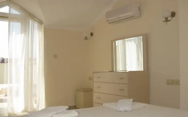 Villa SH14 by JoyLettings