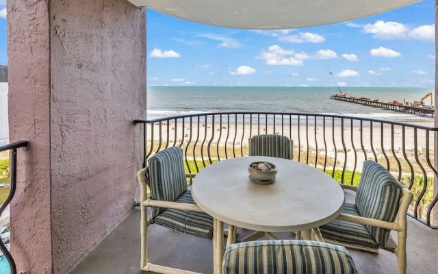 Palms Resort 501