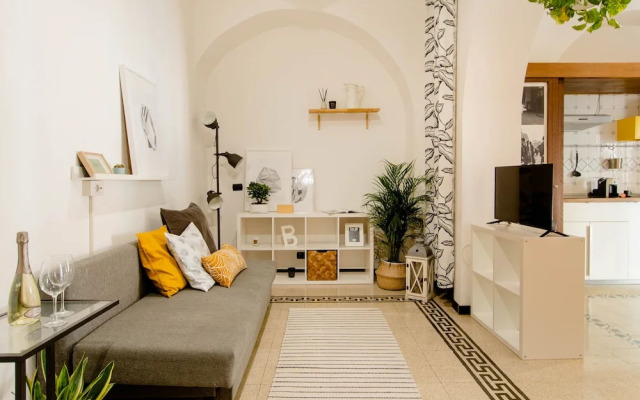 Stunning 1-bed Apartment in Roma Near Colosseum