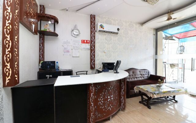 OYO 10750 O'live INN