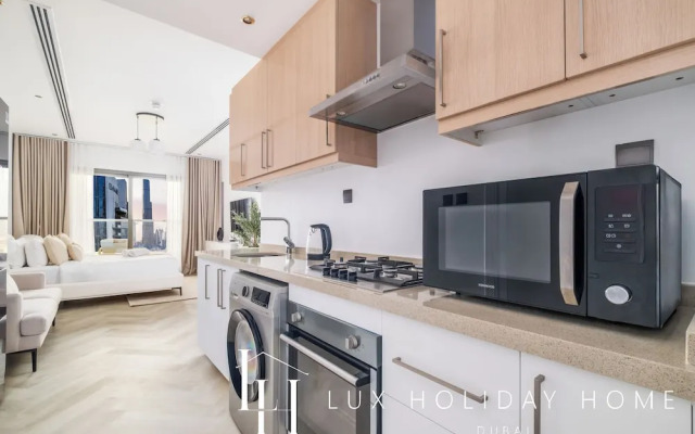 LUX Burj Khalifa Downtown View Studio 2