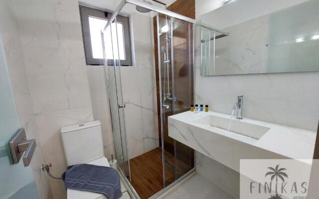 Finikas Suites & Apartments Airport