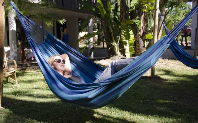Base Backpackers Airlie Beach Resort