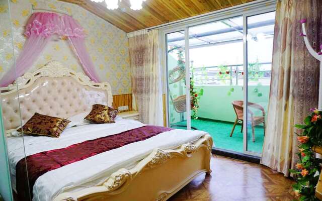 Wuzhen West Tale Theme Inn