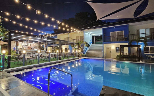 Casa Blu Hotel & Resort