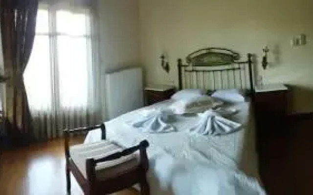 Etheres Tzoumerkon Mountain Resort