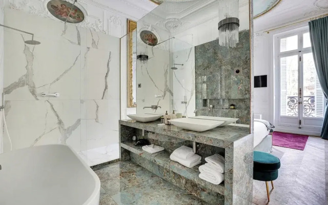 Exceptional Property - 4br/12p - Parc Monceau