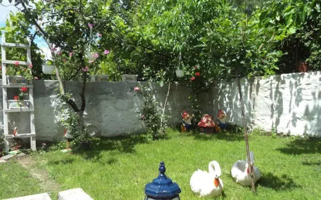 Beyaz Ev Gokceada
