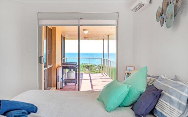 Ocean View Beach House Pet Friendly