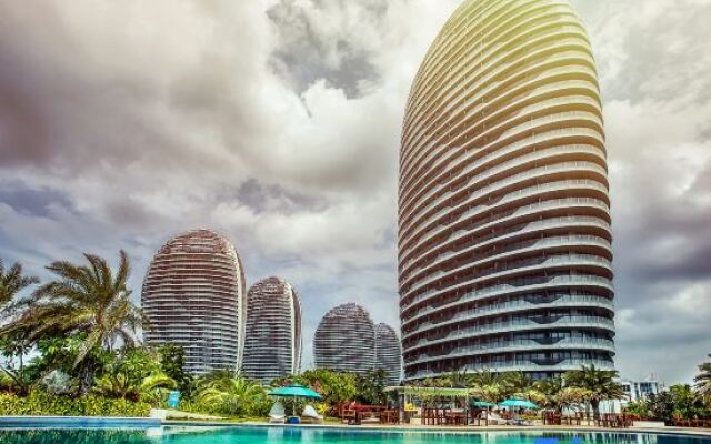 Phoenix Island Supreme Seaview Holiday Hotel