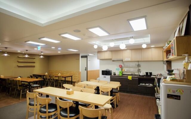 Step Inn Myeongdong 1