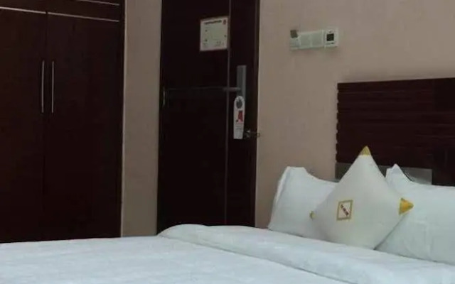 Shenzhen Yuehai Business Hotel
