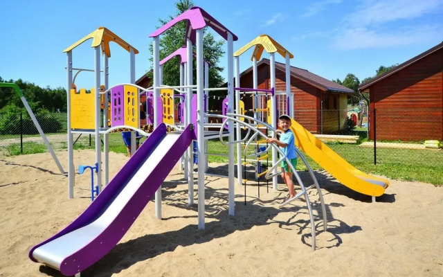 Comfortable Holiday Homes, Bobolin