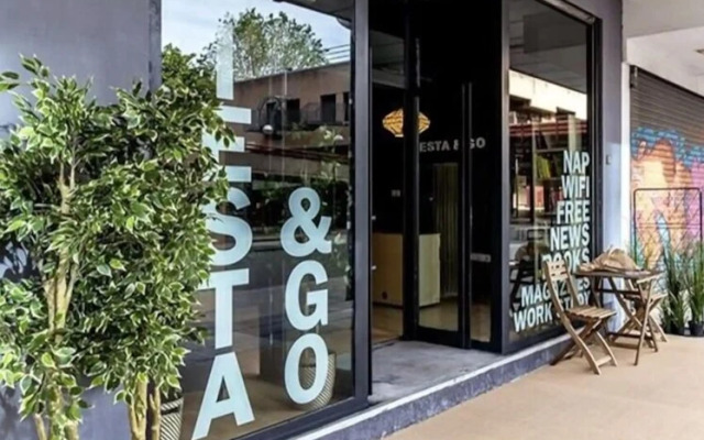 Siesta & Go - Hostel