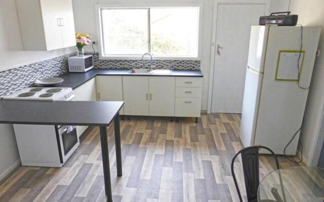 WEST2G - Viv's Place