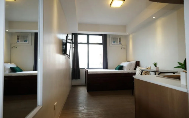 Portovita Tower 2BR 23rd FLR Black Unit W/ Balcony