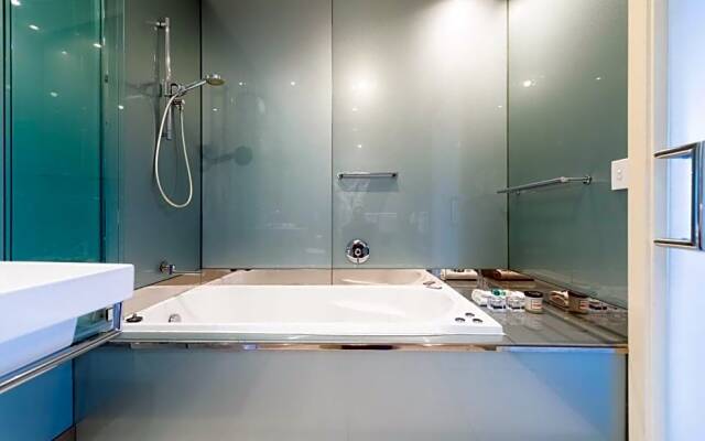 Rhyll Haven Luxury Apartments and B&B