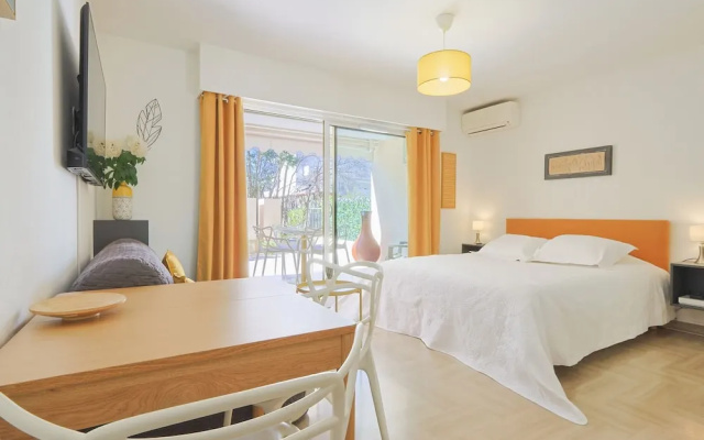403 Le Zen in Cannes