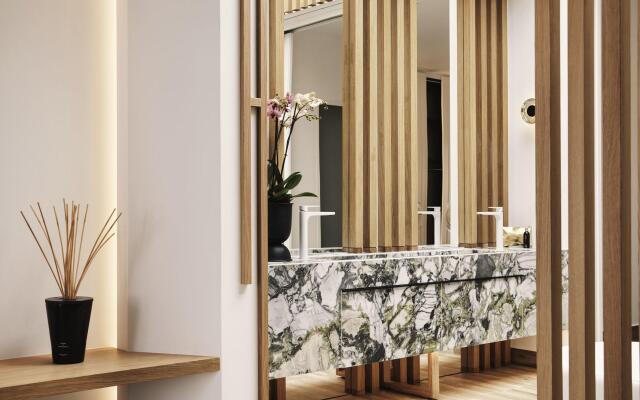 Cresanto Luxury Suites - Adults Only