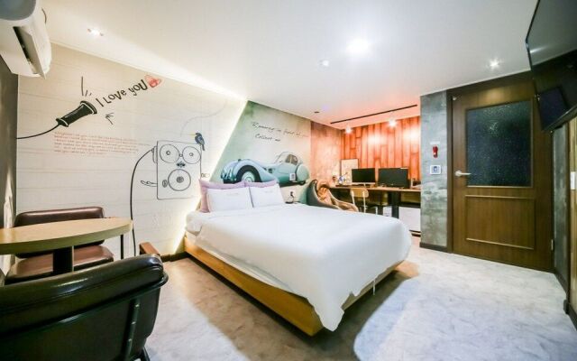 Changwon It'S Hotel