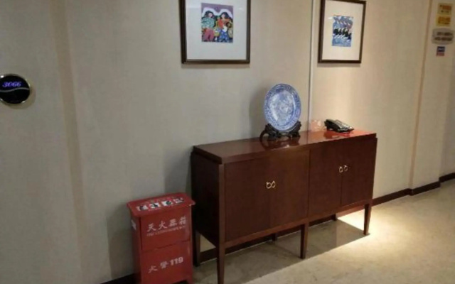 Ru Dong Hotel