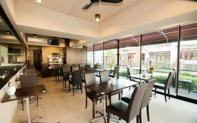 Wsotel Hotel and Serviced Apartment