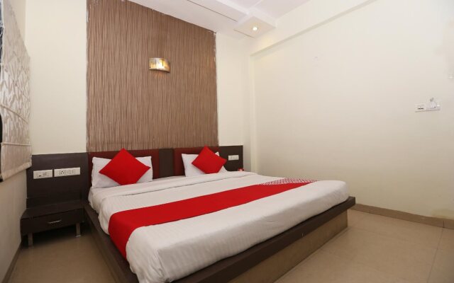 OYO 23303 Hotel Blue Heaven