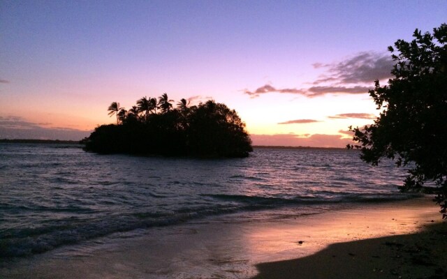 Sunrise Beach Cabanas Eco-Resort