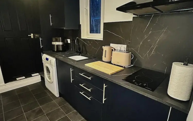 Close to Leeds Centre - The Snug Apartment
