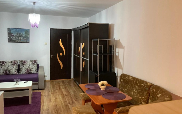 Royal Studio National Arena - Free Parking