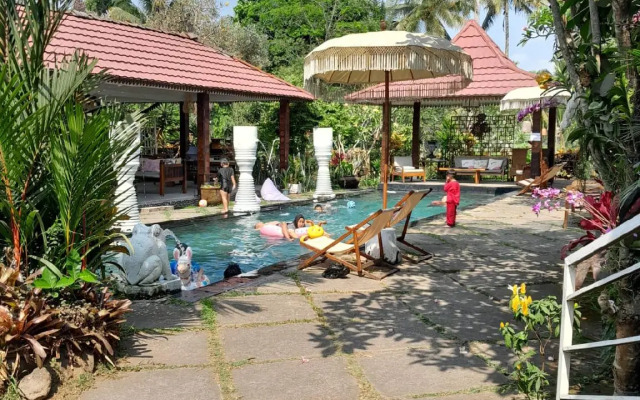 Villa Makcik Yogyakarta