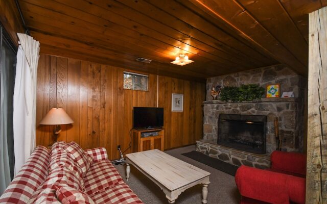 Creekside Cove 4 Bedroom House