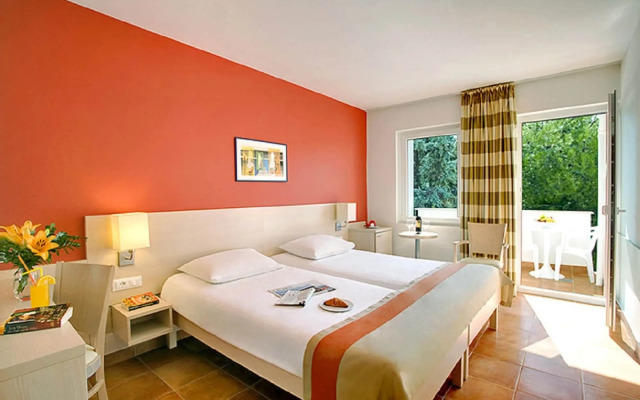 Отель Valamar Club Tamaris Hotel