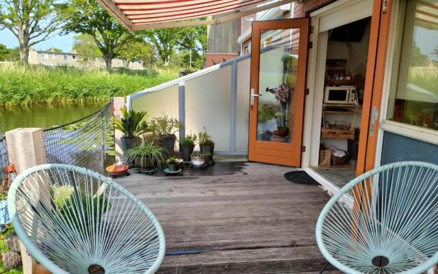 Dutch African Breeze