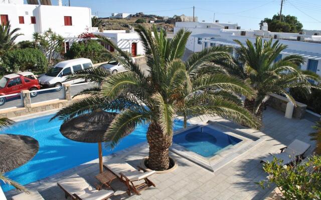 Petinaros Hotel