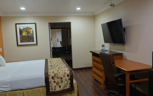 Rodeway Inn Cypress - Near Cypress College
