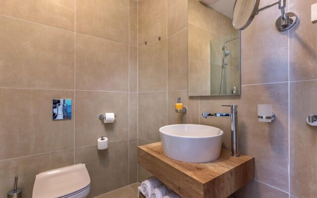 Stunning Home in Veprinac With Sauna, Wifi and 5 Bedrooms