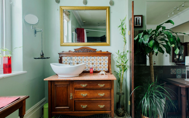 The Loft | 2BR Duplex | Central+Parking