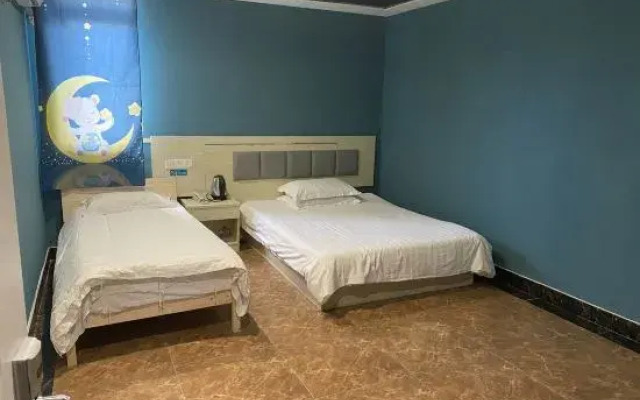 Wuzhou E-sports Hotel (Huinan Pedestrian Street)