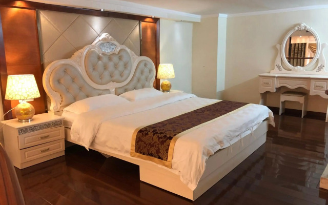 Louidon Mega Apartment Hotel of Kam Rueng Plaza/Sunshine