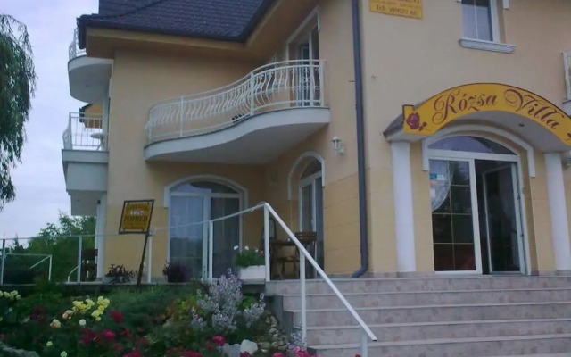 Rózsa Villa