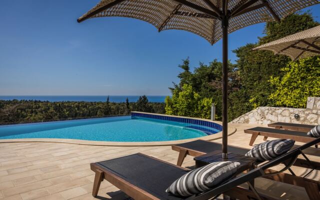 Luxury Villa Karmaniolos Fiskardo Kefalonia