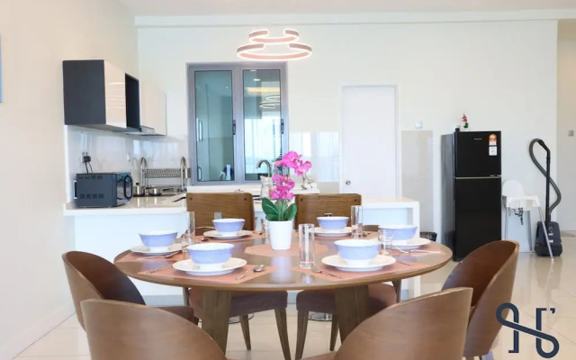 Homesuite' Home at The Loft Imago