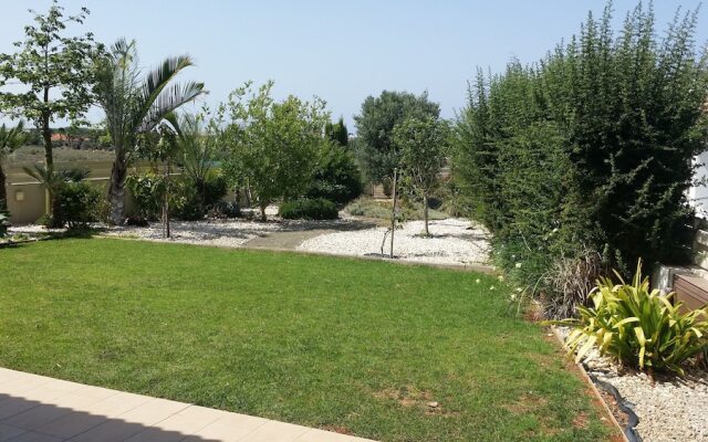 Noufaro Luxury Villa